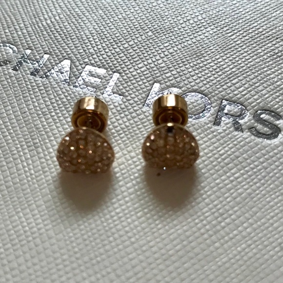 Michael Kors Crystal Studs - Picture 7 of 8